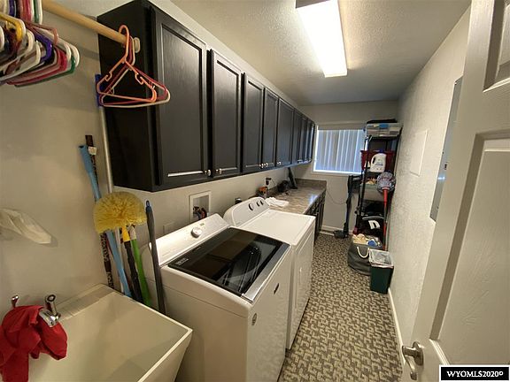 4th image of 630 Wellington Ct