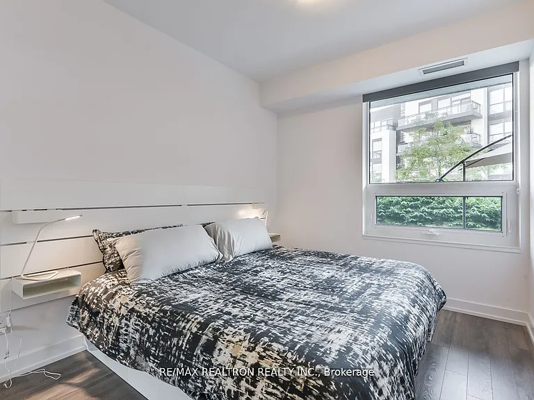 333 Sea Ray Ave #D127 — Photo 8