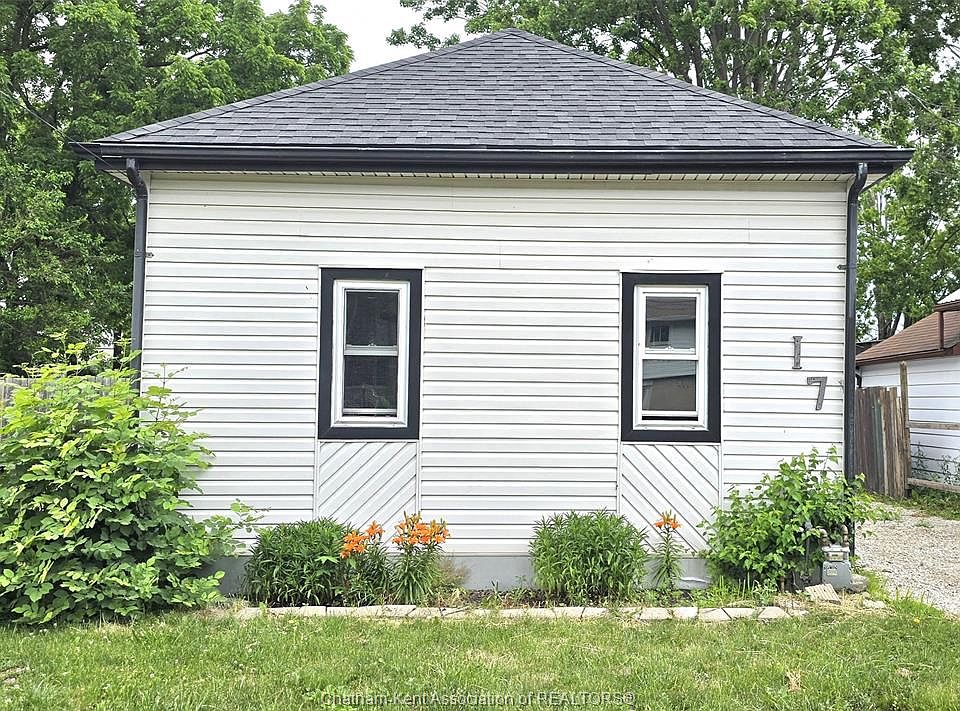 1st image of 17 Taylor Ave