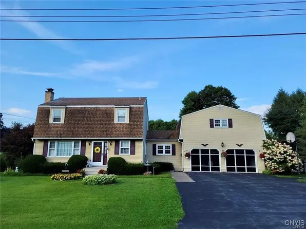 121 Maple Dr, Frankfort, NY 13340