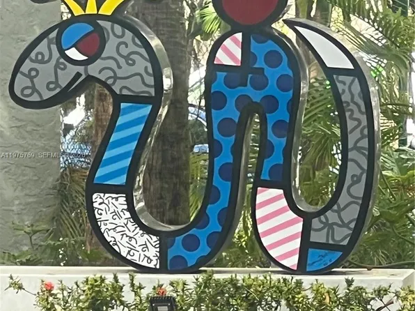 850 N Miami Ave #W-1808, Miami, FL 33136