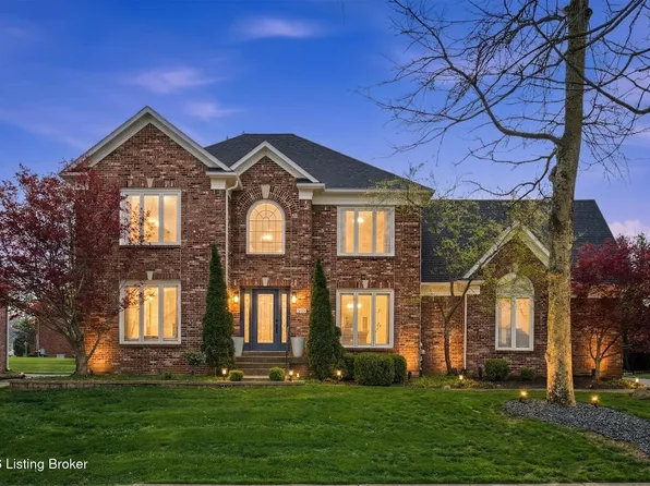 842 Lake Forest Pkwy, Louisville, KY 40245