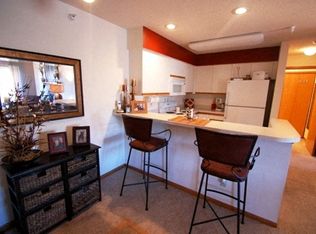 8561 Greenway Blvd #8606-206, Middleton, WI 53562