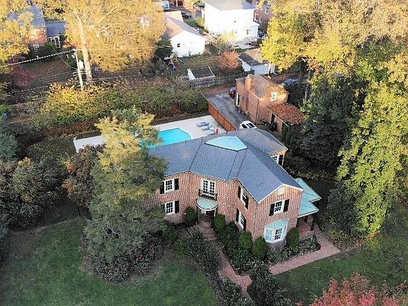 2nd image of 4512 Monument Ave