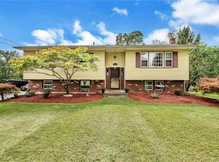 565 Milton Tpke, Highland, NY 12528