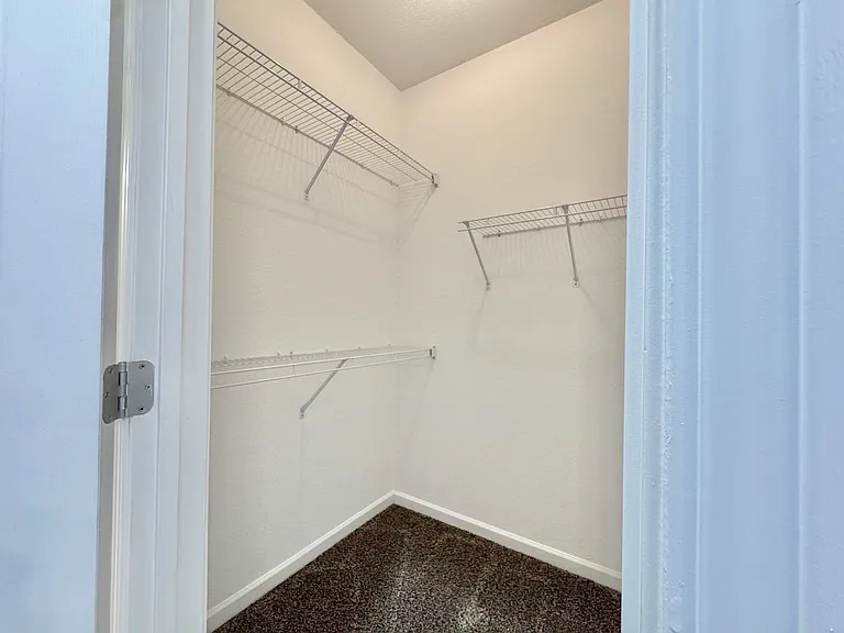 942 E Craighead Forest Rd #107 — Photo 31