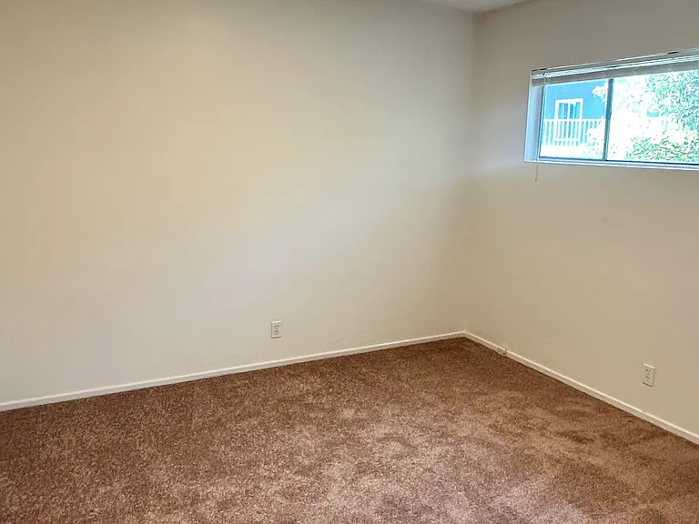 850 Brightwood St #K — Photo 4