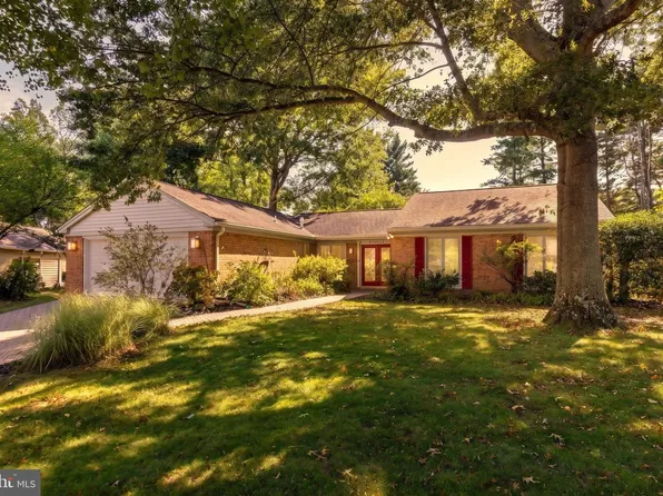 2567 Forest Knoll St, Annapolis, MD 21401