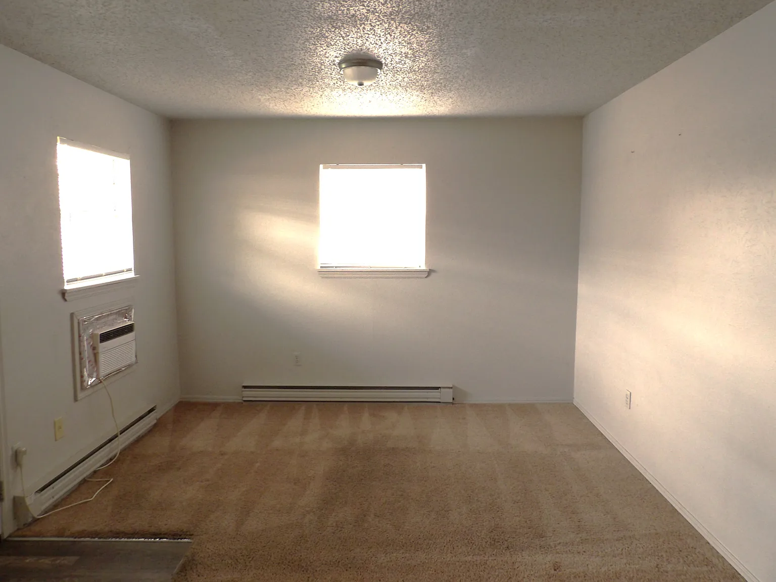 1 bed, 600 sqft, $495 — Photo 2