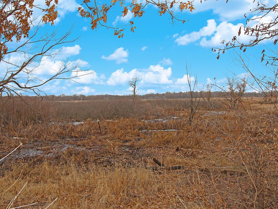 717 Nottingham Ct, Island Lake, IL 60042 Zillow