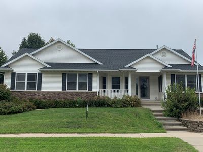 199 Shelly Dr, Robins, IA, 52328