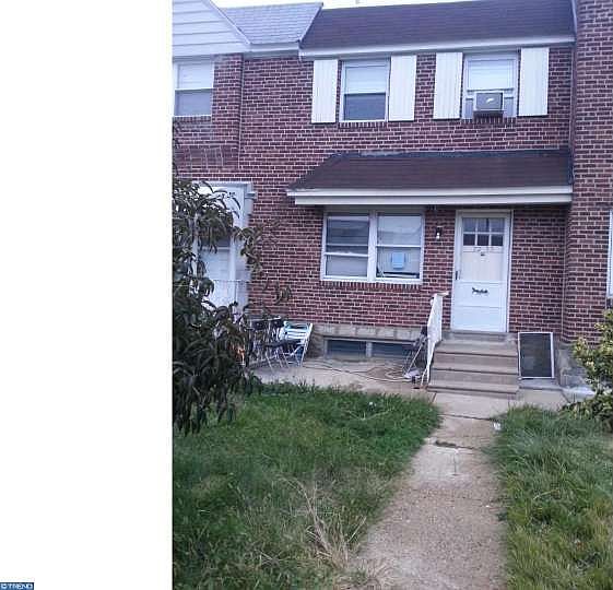 2nd image of 7233 Eastwood St