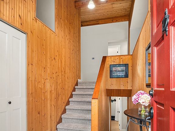 2nd image of 19522 NE 181st Street