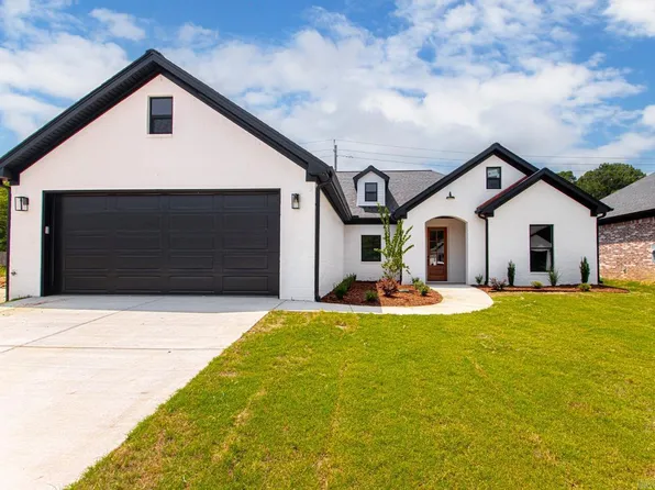 3885 Spencer Crossing Dr, Benton, AR 72019