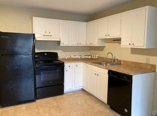 89 Plympton St APT 5, Middleboro, MA 02346