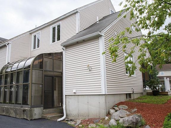 3rd image of 343 Litchfield St #343