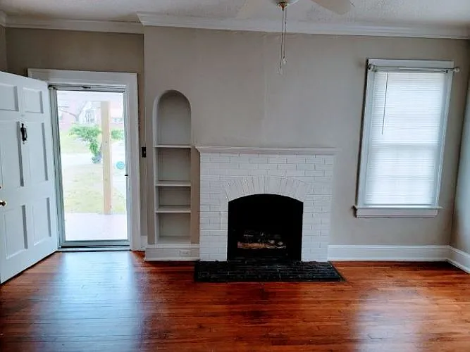 520 N Daughtry St — Photo 2