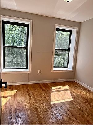 2nd image of 2128 2nd Ave #D