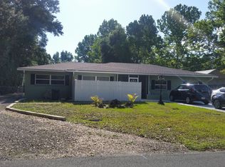 575 N Sunset Dr, Mount Dora, FL 32757