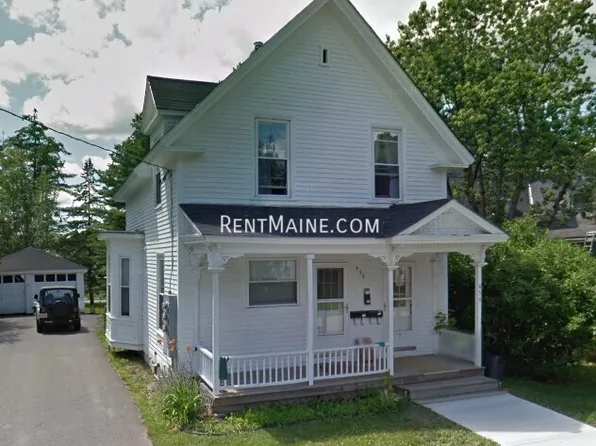 439 4th St APT 1, Old Town, ME 04468