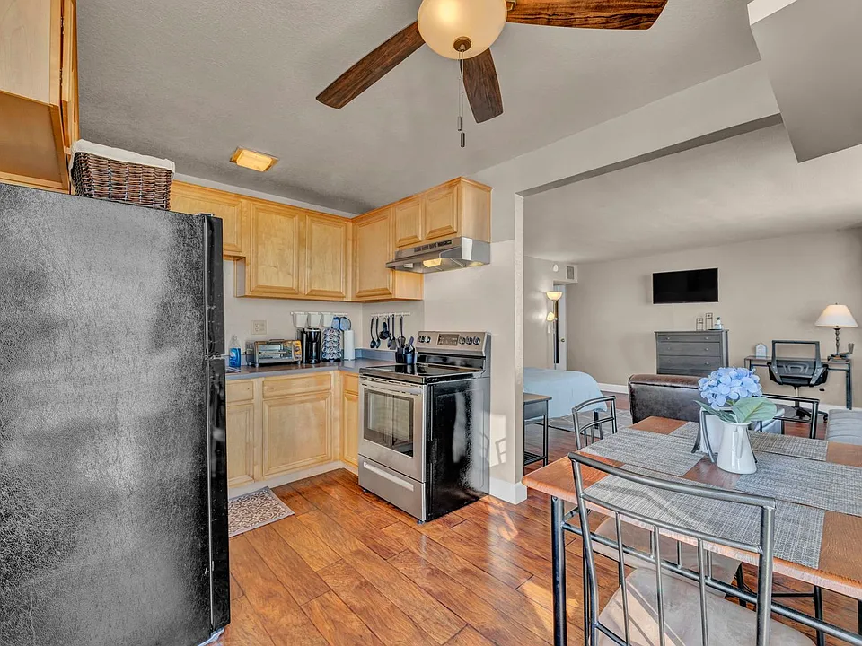 280 Island Ave #1406