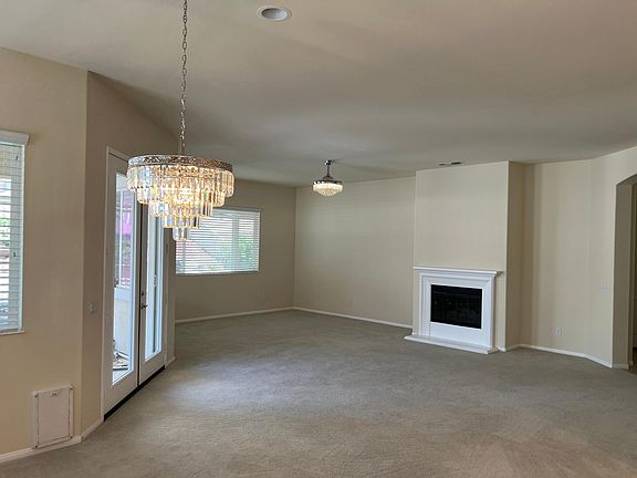 3rd image of 1740 Desert Almond Way