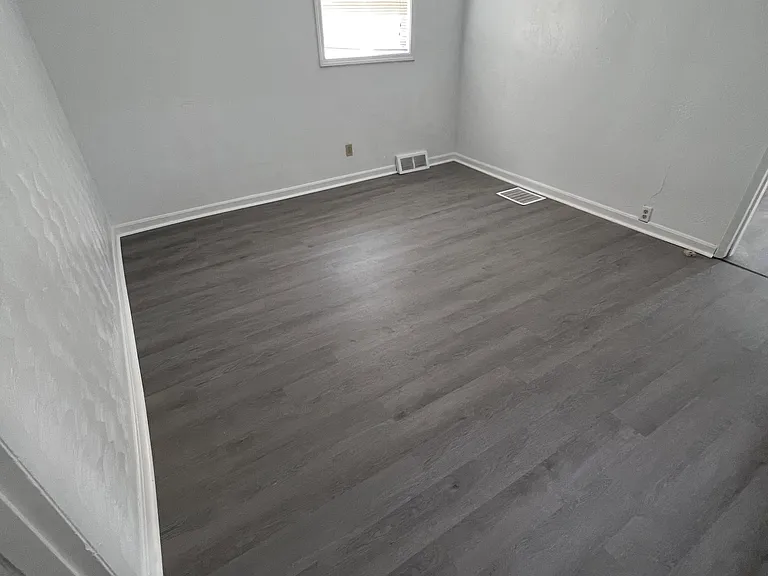260 Cedar St — Photo 4
