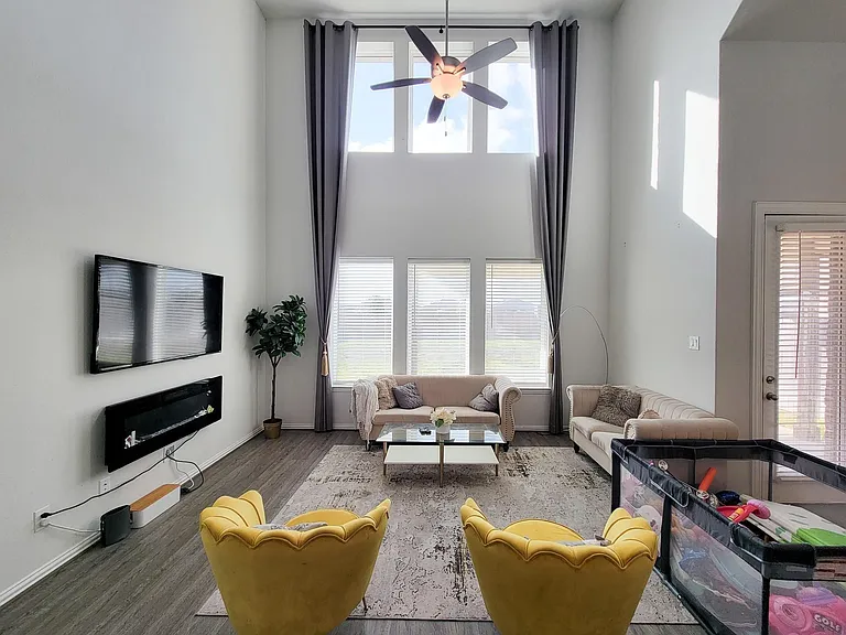 4010 Palmer Meadow Ct — Photo 17
