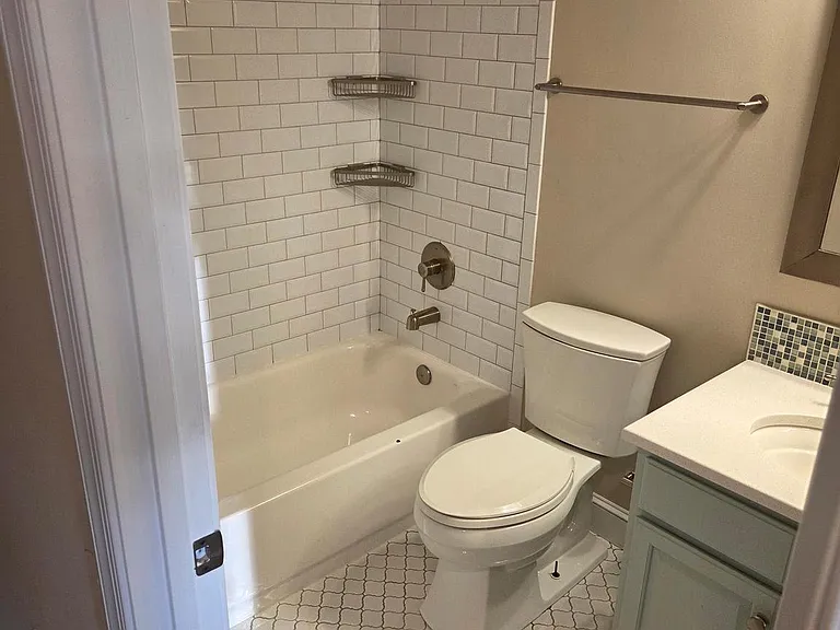 5504 Sacramento Mews Pl — Photo 23