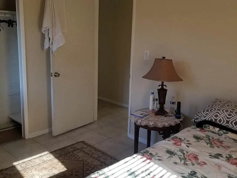 2244 Finch Ln — Photo 7