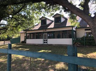 155 W Creek Rd, Fredericksburg, TX 78028
