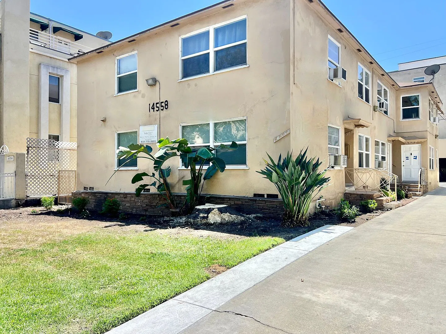 14558 Dickens Street — Photo 1