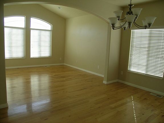 4th image of 4180 W Joshua Ln
