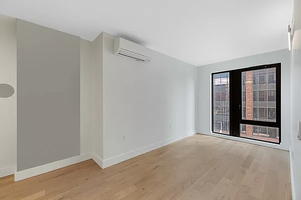 Rented by REAL New York | media 18