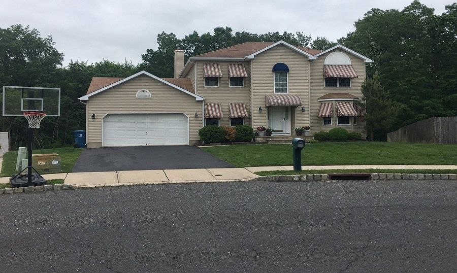 1st image of 46 Diamond Ln
