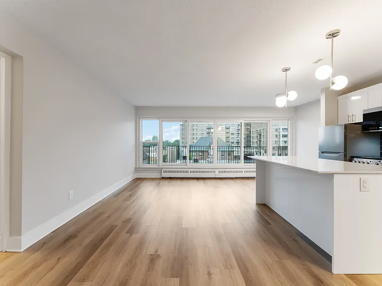 325 Besserer St — Photo 73