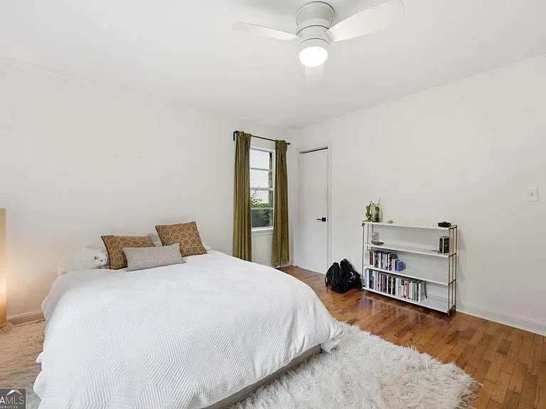 2240 Cheshire Bridge Rd NE #205 — Photo 10