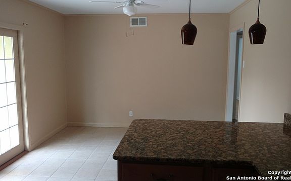 4th image of 2103 Flamingo Dr