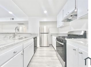 7437 Haskell Ave #10, Van Nuys, CA 91406