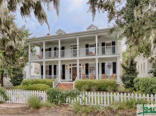 37 Bluff Dr, Savannah, GA 31406