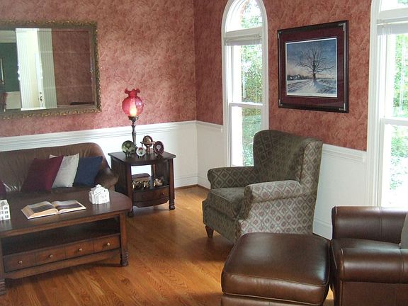 Greeting parlor.