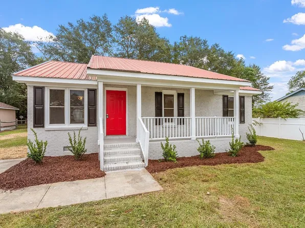 121 Jupiter Dr, Dunn, NC 28334
