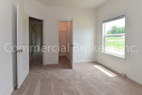 3226 Jasmine Ct — Photo 17