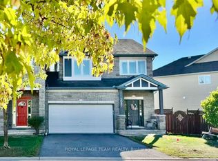 1097 Northgraves Cres, Ottawa, ON K2M0C6