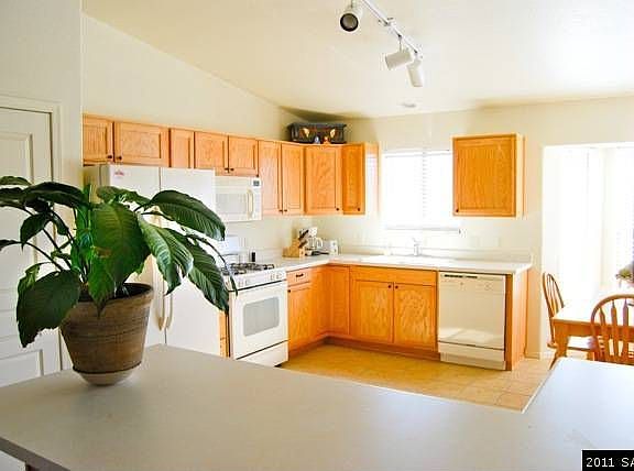 5th image of 3804 Cabo Cope Dr