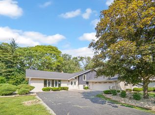 17938 Tarpon Ct, Homewood, IL 60430