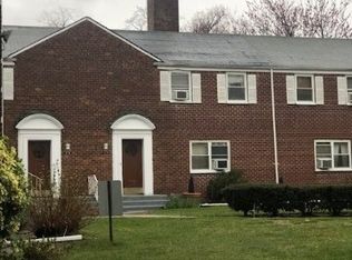 131-24 234th St, Rosedale, NY 11422