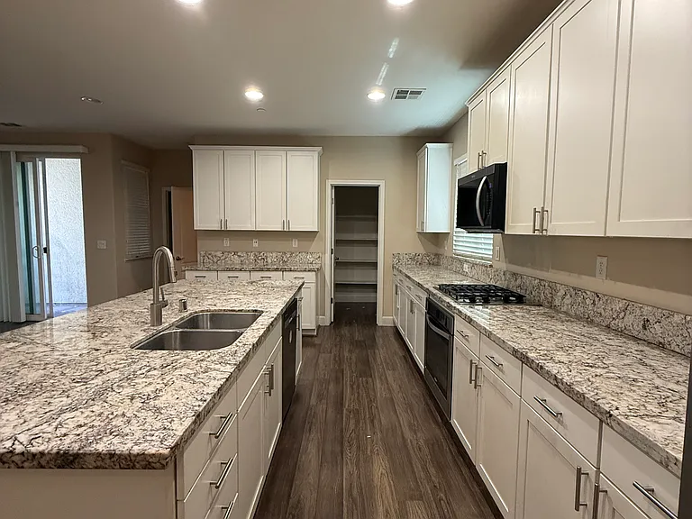 1639 Murasky Pl — Photo 18