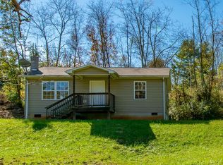 843 Old School Rd, Wytheville, VA 24382