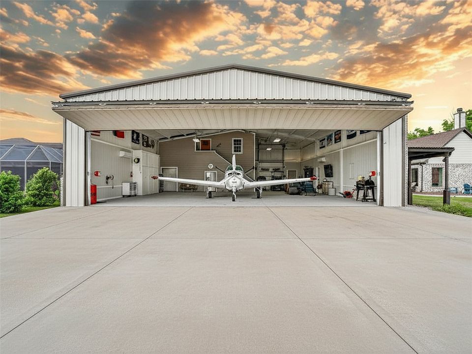 1st image of 4103 King Air Ct